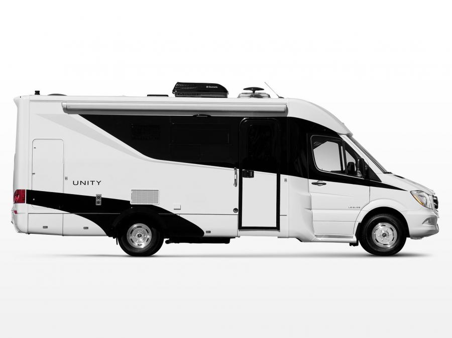  Leisure Travel Vans Unity (Br.906) 2015 года  (фото 2 из 9)